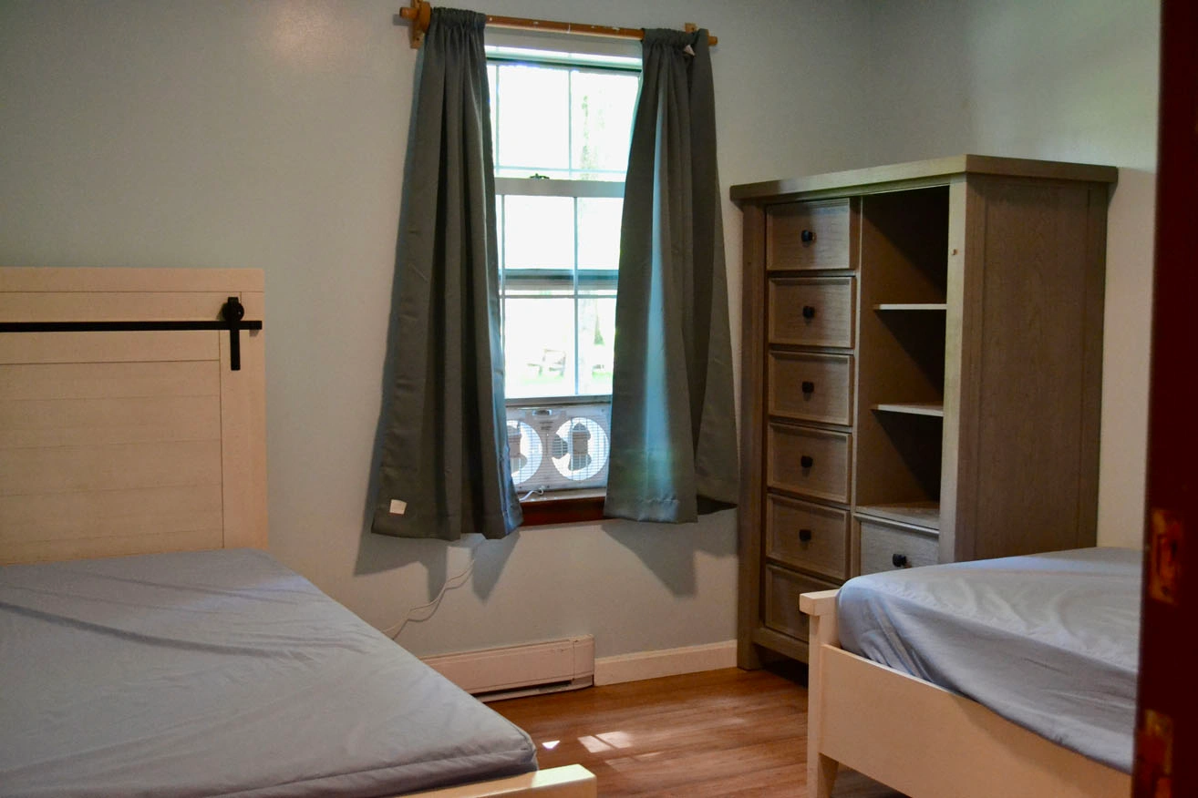 Holt Lodge at Oceanwood Camp & Conference Center